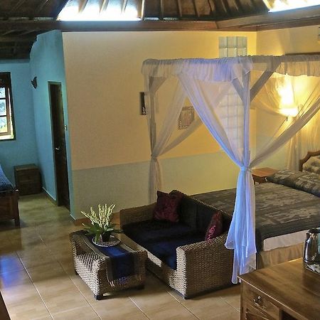 Aahh Bali Bed And Breakfast Jimbaran  Exterior photo