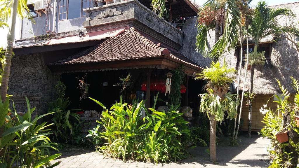 Aahh Bali Bed And Breakfast Jimbaran  Exterior photo