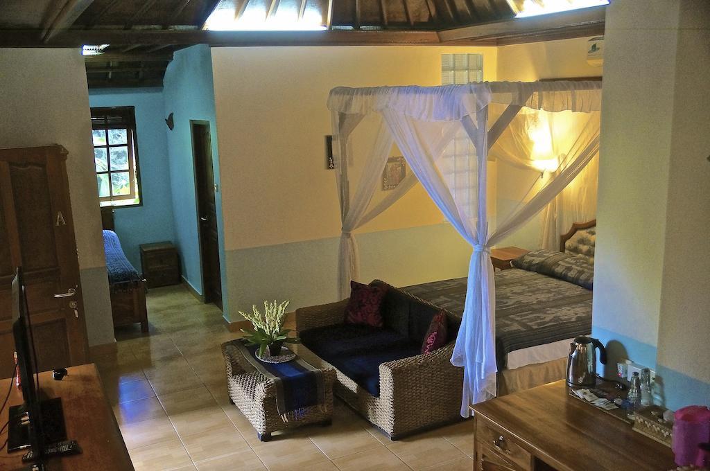 Aahh Bali Bed And Breakfast Jimbaran  Exterior photo