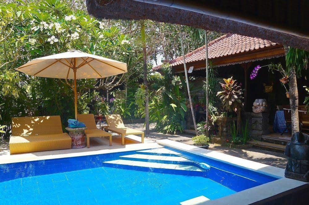 Aahh Bali Bed And Breakfast Jimbaran  Exterior photo
